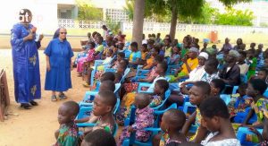 Atop.tg le ministre Apedoh Anakoma a visite les centres daccueil des enfants vulnerables 2