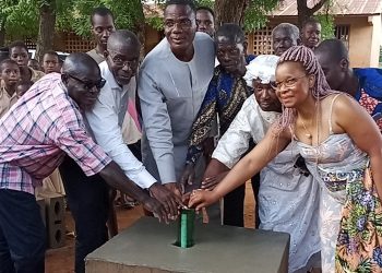 Vo / éducation :  pose de la 1ère pierre pour la construction d’un bâtiment scolaire à Hangbakoé