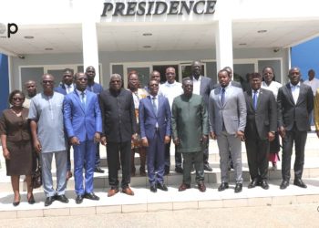Partenariat entre l’université de Lomé et deux mairies :  une convention cadre sur la gestion de l’électricité, l’environnement et la citoyenneté signée