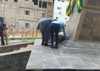 Ogou : une cérémonie de dépôt de gerbe de fleurs marque la journée des martyrs à Atakpamé