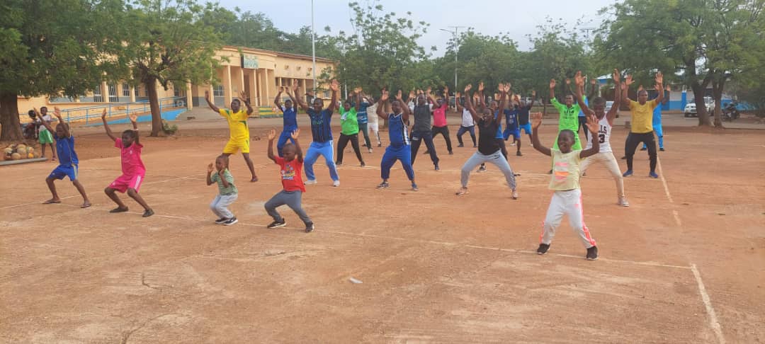 Les sportifs en plein exercice a Dapaong