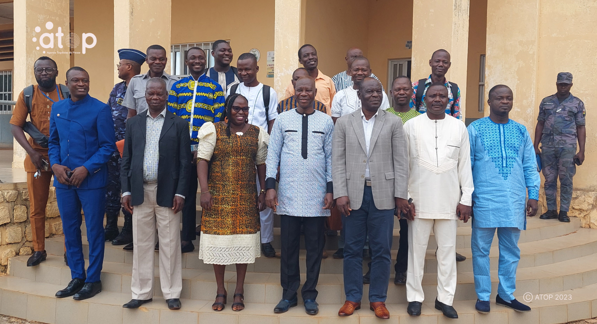 Atop.tg les prefets des journalistes et des FDS echangent pour une meilleure collaboration