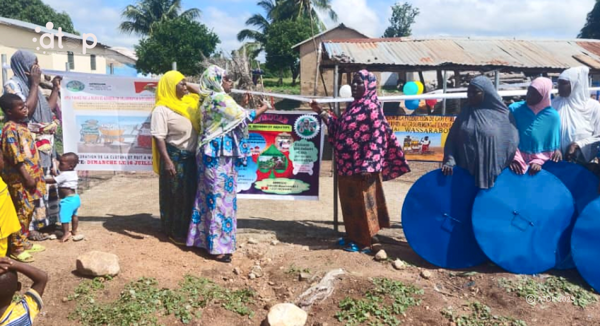Tchaoudjo/Promotion de l’autonomisation des femmes : L’AFMUCAB offre un puits au groupement « Essowazina » de Wassarabo 1 Atop.tg LAFMUCAB offre un puits au groupement Essowazina de Wassarabo