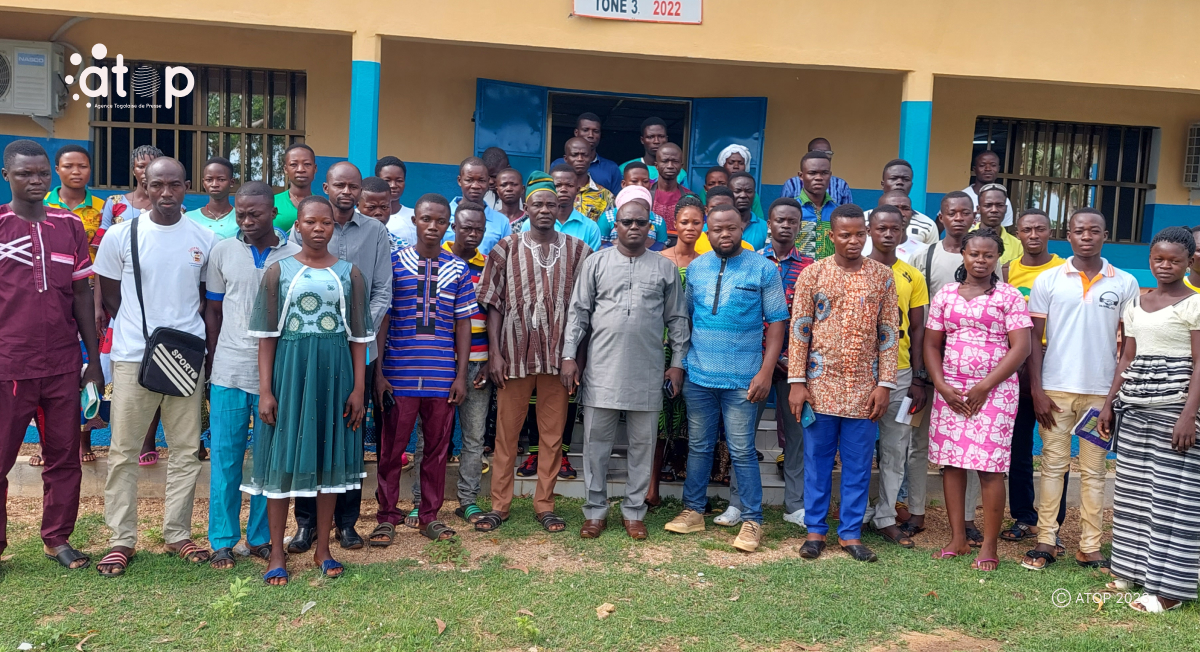 Atop.tg les jeunes diplomes sans emploi des communes Tone 2 et 3 en formation a Tami et Naki ouest