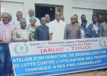 Tchaoudjo/Lutte contre l’utilisation des produits chimiques à des fins criminelles :  L’ANIAC-Togo met à contribution les préfets et les maires  de la région centrale