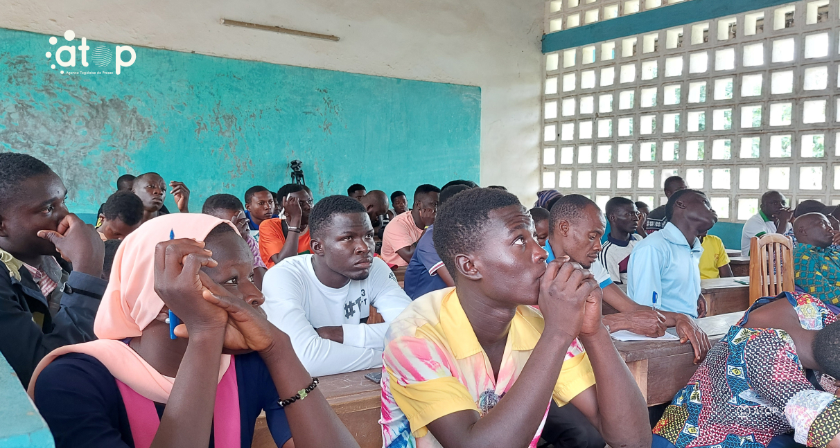 11 .aux questions des participants