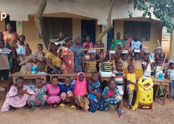Kloto :  des fournitures scolaires et des vivres aux orphelins et élèves à Kpalimé