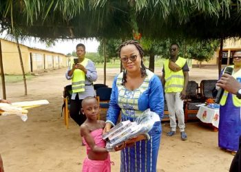 Avé/rentrée scolaire:  AIDRU-TOGO fait don de fournitures aux élèves et aux enseignants de l’orphelinat AMEPT