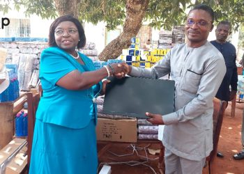 Agou/ rentrée scolaire 2023-2024 :  des kits scolaires aux élèves de l’Epp Amitié Chine-Togo