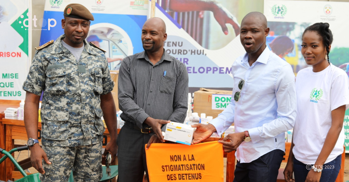 Amélioration des conditions de détention des détenus : l’association SMPDD fait don d’équipements à la prison civile de Lomé 1 Atop.tg lassociation SMPDD fait don dequipements a la prison civile de Lome