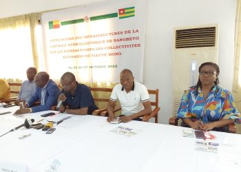 Ogou/Gestion du barrage hydroelectrique de Nangbeto : Le fonctionnement du système des installations explique aux populations riveraines.