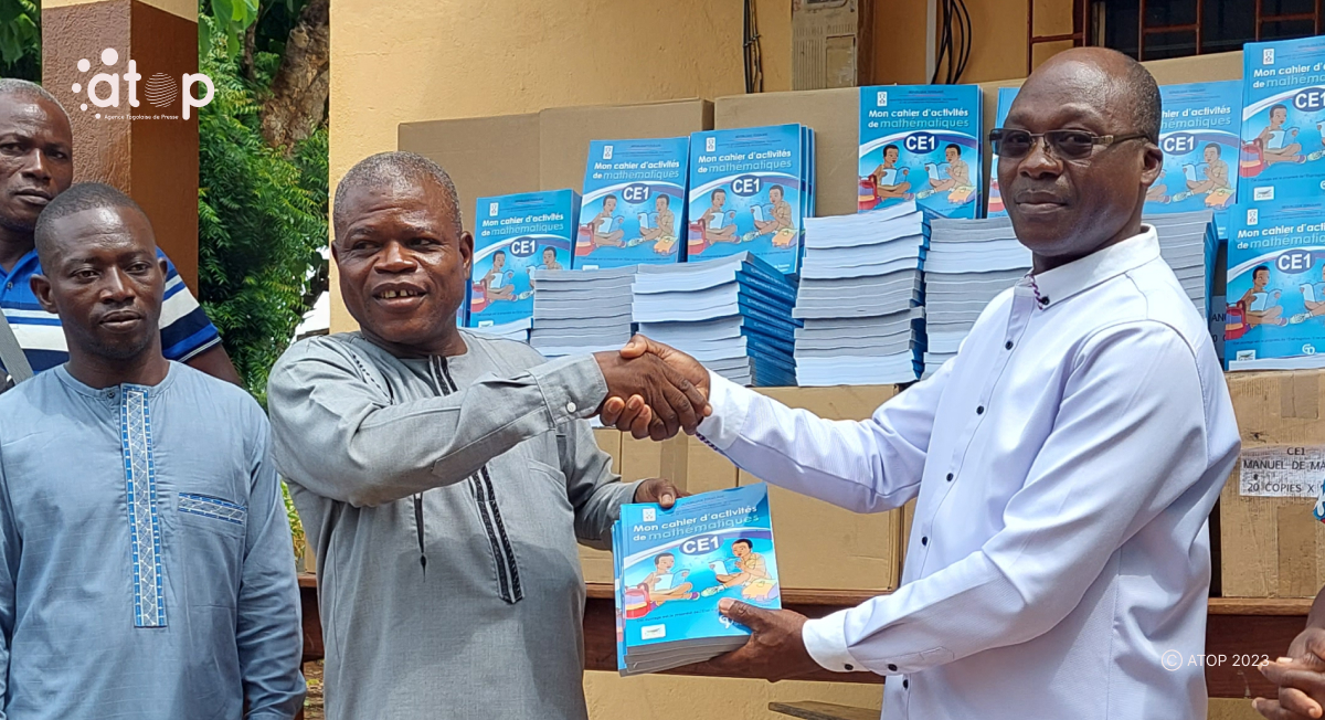 Atop.tg des manuels scolaires offerts aux ecoles primaires de la region des savanes