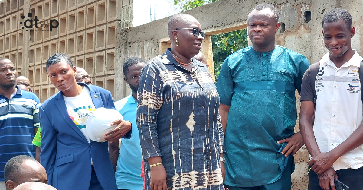 Atop.tg la ministre Myriam Dossou dAlmeida a visite des chantiers