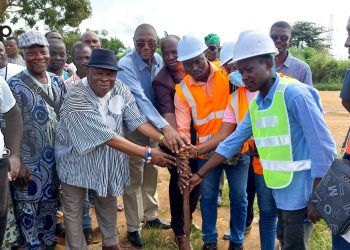 Yoto :  les travaux de construction de la clôture du marché de Tabligbo lancés