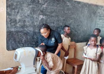 Yoto/journée mondiale de la vue : l’ONG Sightsavers vient en appui au PNSO-Togo dans une opération de dépistage des vices de réfraction chez les scolaires