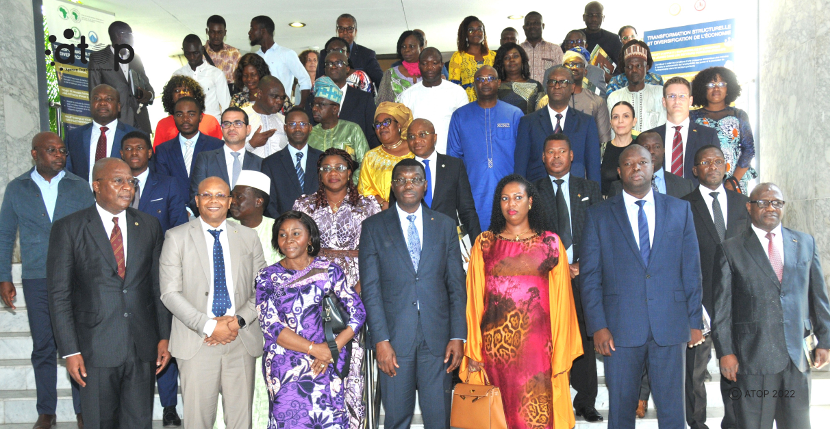 Revue à mi-parcours du DSP 2021-2026 et du portefeuille de la BAD au Togo : des progrès réalisés et un bilan jugé satisfaisant 1 Oliver 2023 10 27T183528.857