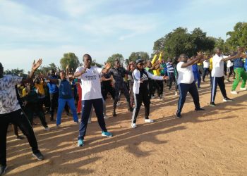 13e JNS :  La ministre en charge des sports célèbre l’évènement dans la commune Cinkasse 1 et réceptionne une plateforme multifonctionnelle sportive au lycée de la localité