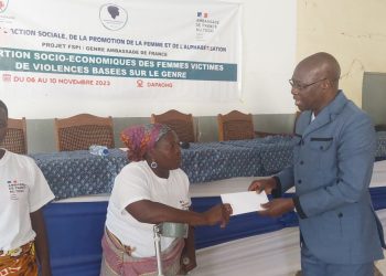 Tone/ réinsertion socio- économique des femmes victimes des VBG :  des femmes bénéficient des enveloppes financières