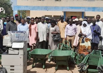 Blitta/Assainissement :  Du matériel de collecte des ordures ménagères remis  à la commune Blitta 1