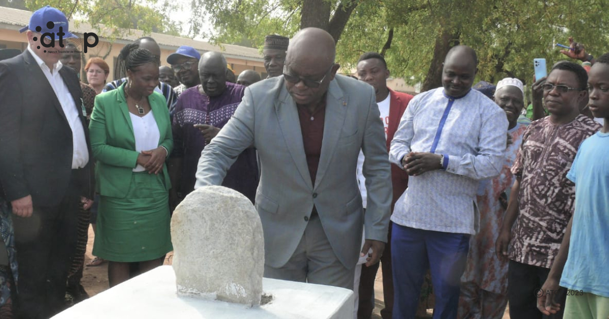 Bassar/Santé : La première pierre de la construction de l’unité moderne de pédiatrie du CHP posée 1 Atop.tg La premiere pierre de la construction de lunite moderne de pediatrie du CHP posee