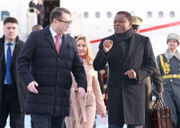 Diplomatie : le chef de l’Etat en visite officielle au Kazakhstan