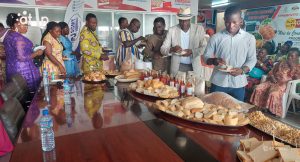 Atop.tg Le pain togolais a base de la farine locale des efforts certes mais du chemin a faire… 2