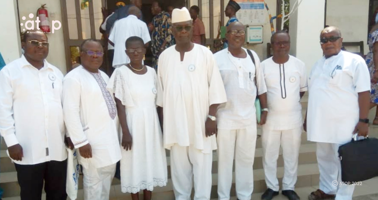 Atop.tg lacademie Guingbe portee sur les fonts