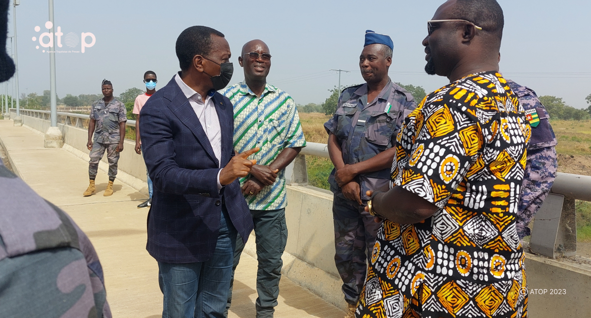 Atop.tg le ministre Adedze constate letat devolution des