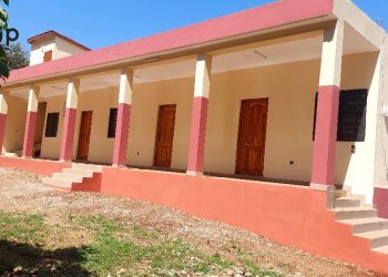 Agou/un bâtiment de trois salles de dortoirs, réceptionné au CADO