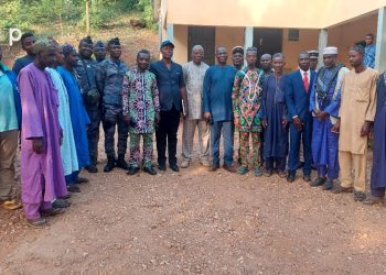Agou/transhumance : le préfet Ali Mouzou a échangé avec les peuls bouviers de la préfecture