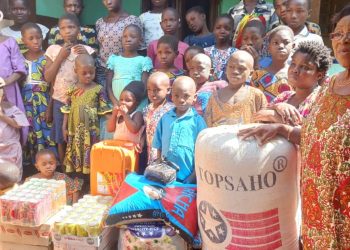 Sotouboua/ Fêtes de fin d’année : L’ONG Bazabaza Corporation offre des vivres à l’orphelinat Gracia