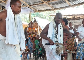 Yoto : les adeptes de la divinité « Tron Kundé» en action de grâce à Kessougbo Kopé