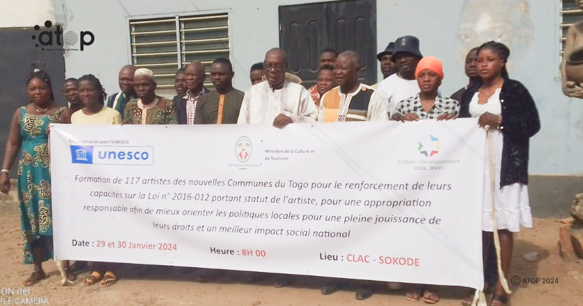 Atop.tg Lassociation Cul Dev renforce les capacites des artistes de la Centrale sur le statut de lartiste