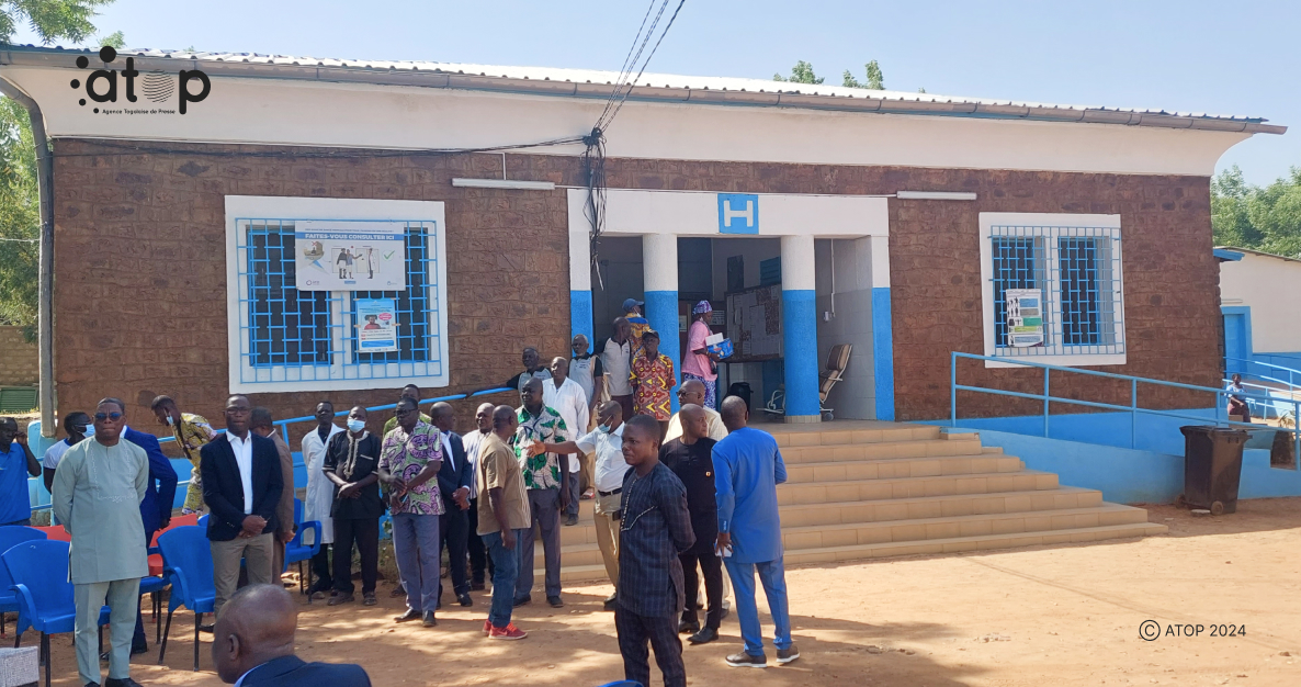 Tone : des ouvrages des formations sanitaires réhabilitées réceptionnés 1 Atop.tg des ouvrages des formations sanitaires rehabilitees receptionnes