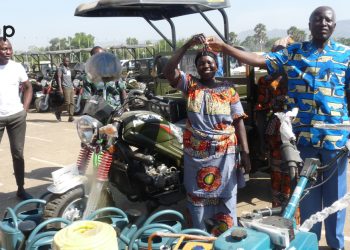 Kozah / projet de gestion des écosystèmes des zones semi-arides du nord du Togo :   du matériel et équipements agricoles aux coopératives bénéficiaires
