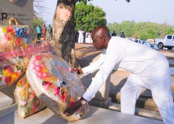 50è anniversaire de l’attentat de Sarakawa : hommage à Aniko Palako