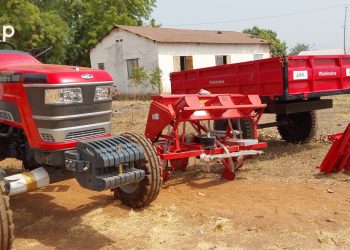 Ogou/promotion de l’agriculture : le chef de l’Etat fait don de tracteur à la société agricole Salako à Akparé