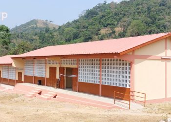Danyi/Education : Le Lycée d’Ahlon Sassanou bénéficie d’un bâtiment scolaire et de mobiliers