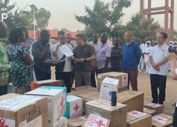 Kozah : le CHR Kara-Tomdè bénéficie d’un lot de matériel médical