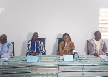 Tone/tournée de la ministre du Commerce dans les Savanes : Mme Kayi Mivedor-Sambiani prend contact avec les services relevant de son département