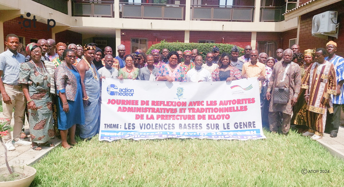Atop.tg les autorites administratives et traditionnelles sensibilisees