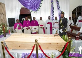 Monseigneur Philippe Kpodzro, inhumé à la cathédrale sacré cœur de Lomé