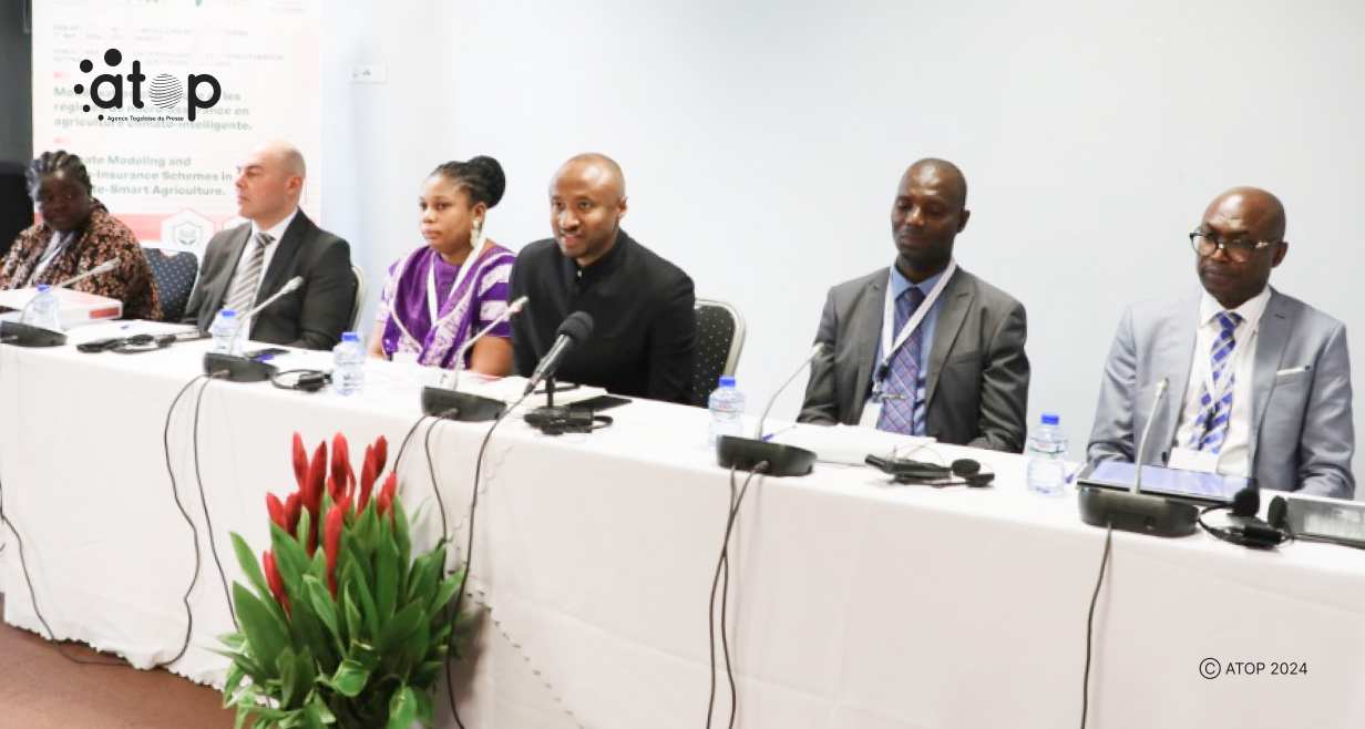 Forum panafricain sur le financement de l'adaptation au climat : Les participants réfléchissent sur la modélisation climatique et les régimes de micro-assurance en agriculture climato-intelligente 1 Oliver 2024 02 06T174559.841