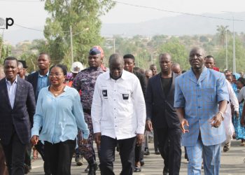 Kozah : le Premier ministre a visité le chantier de construction du pont de kpéléouwayi dans la commune Kozah 1