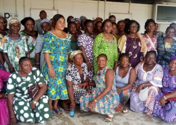 La ministre Mivedor-Sambiani poursuit sa tournée d’échanges avec les commerçantes des marchés de Grand Lomé