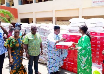 Social/festivités de la Pâques : le chef de l’Etat offre de kits alimentaires à 7000 ménages vulnérables du Grand Lomé