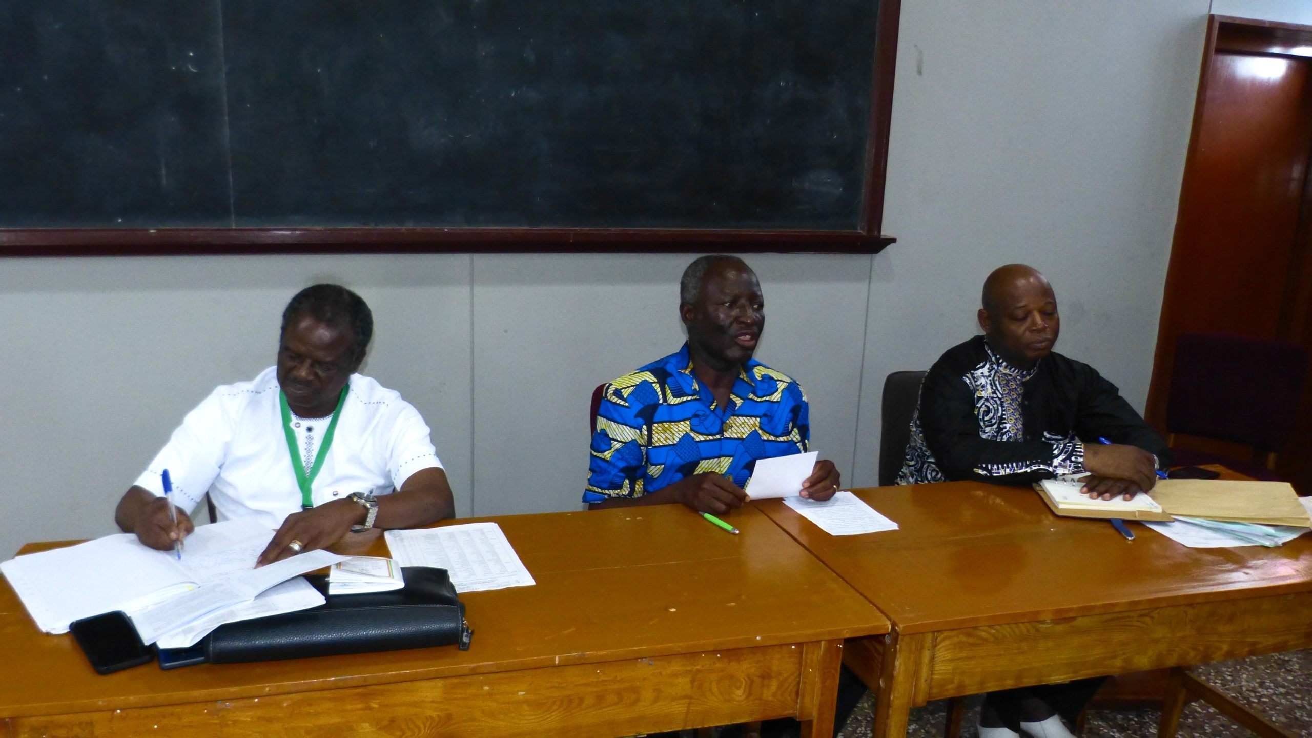 Le prefet Milieu donnant le ton des activites de la formation min scaled