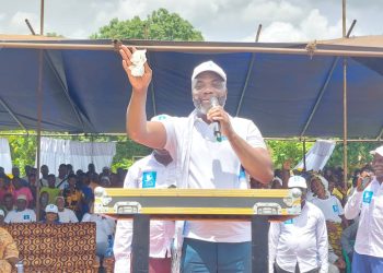 Le militant Magli Etienne apporte son soutien aux candidats des listes UNIR Yoto