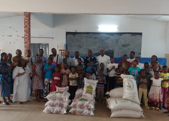 Kloto/Social :  Des vivres à trois orphelinats de Kpalime