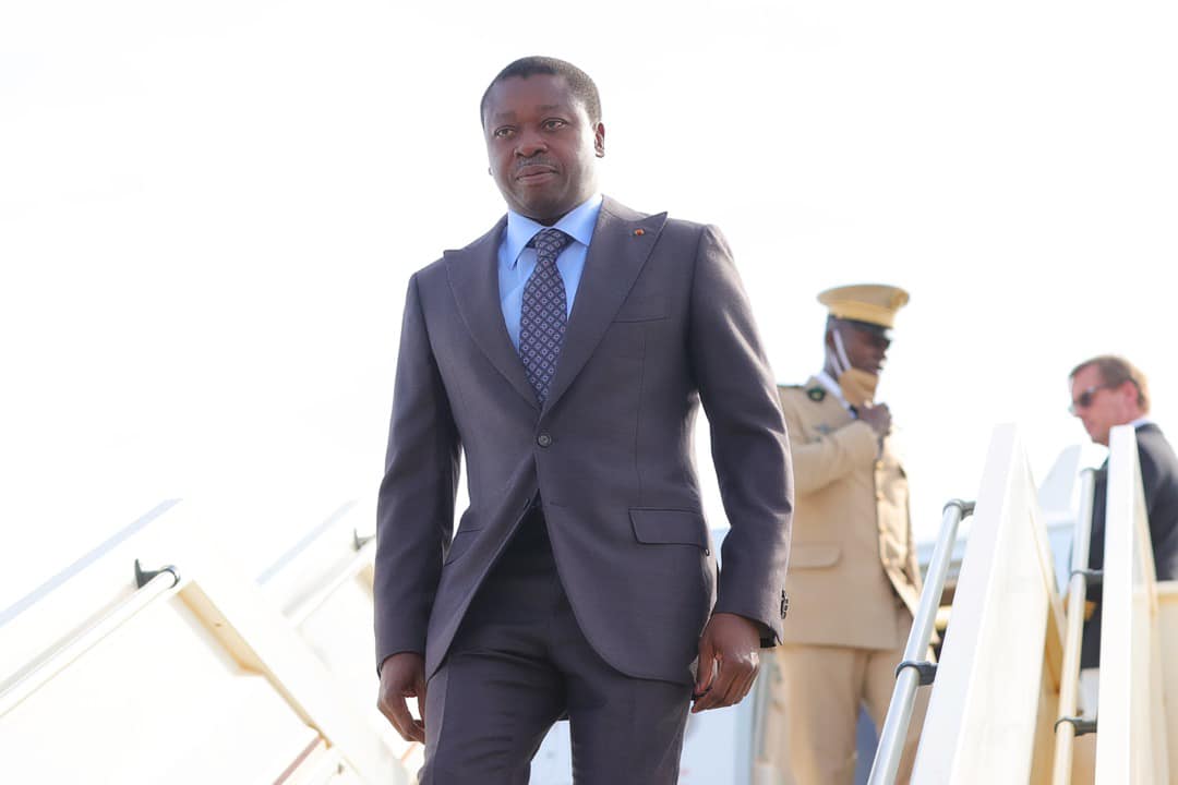 Sommet de haut niveau sur la cuisson propre en Afrique : Le président de la République participe aux travaux à Paris 1 Arrivee du chef de lEtat a Niamey
